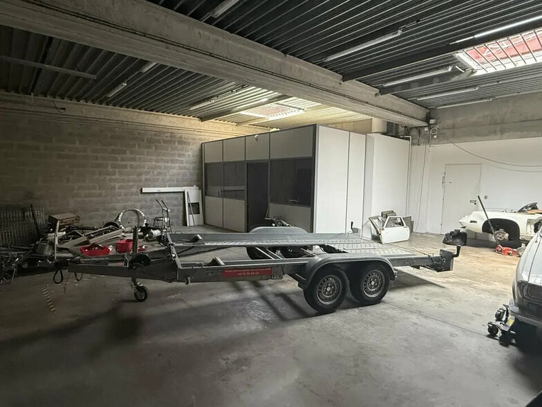 645 Rue Mayor De Montrichet, LES MILLES for lease - Interior Photo - Image 2 of 4