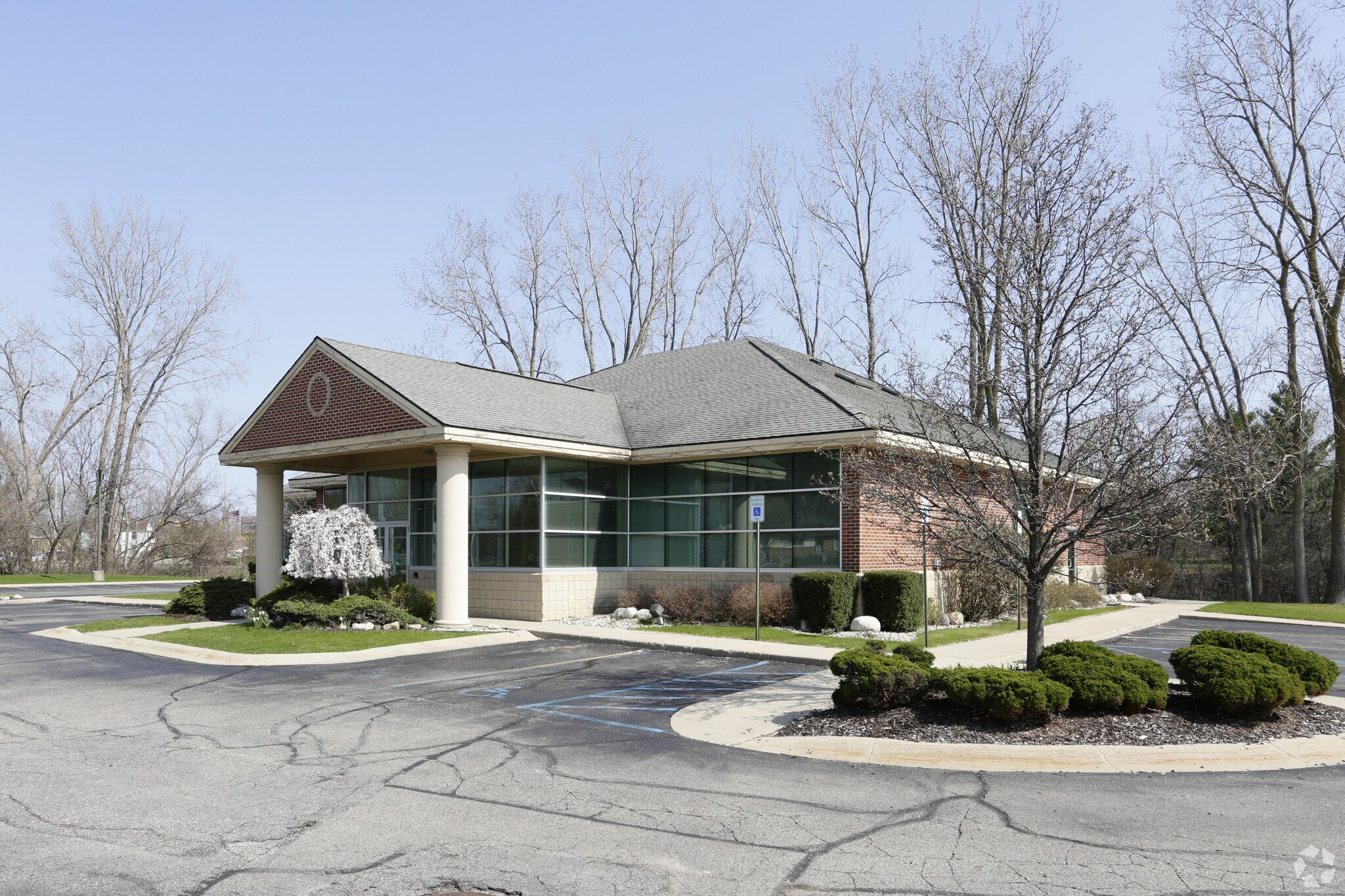 4540 Kalamazoo Ave SE, Grand Rapids, MI for sale Primary Photo- Image 1 of 1