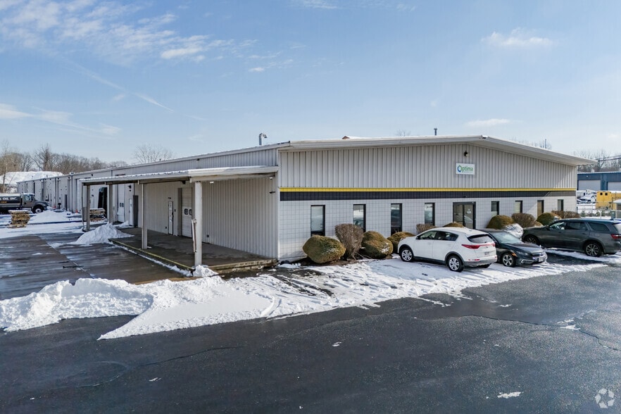 66 Commercial Way, East Providence, RI for sale - Primary Photo - Image 1 of 1