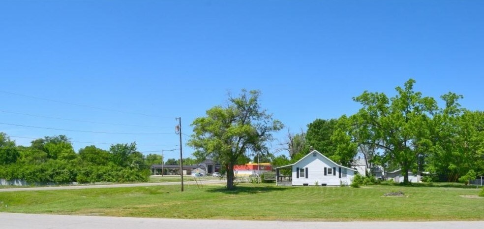 112 S Business 54, Eldon, MO for sale - Primary Photo - Image 1 of 1