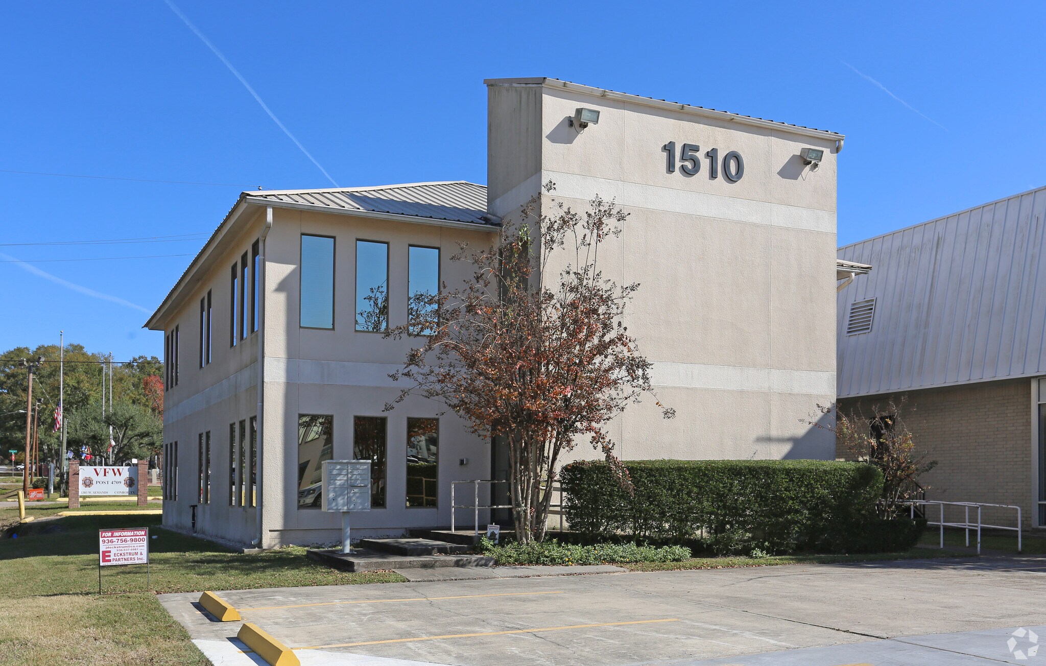 1510 N I-45 Fwy, Conroe, TX for sale Primary Photo- Image 1 of 1