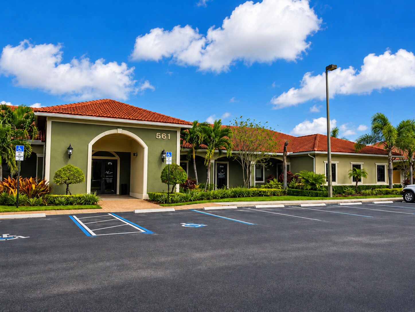Lake Whitney Campus, Port Saint Lucie, FL for lease Interior Photo- Image 1 of 3