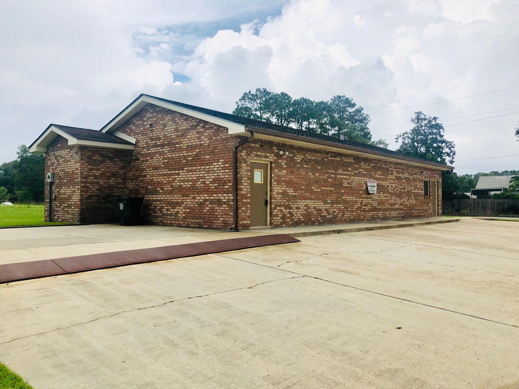 2201 Percy St, Houma, LA for sale Primary Photo- Image 1 of 1