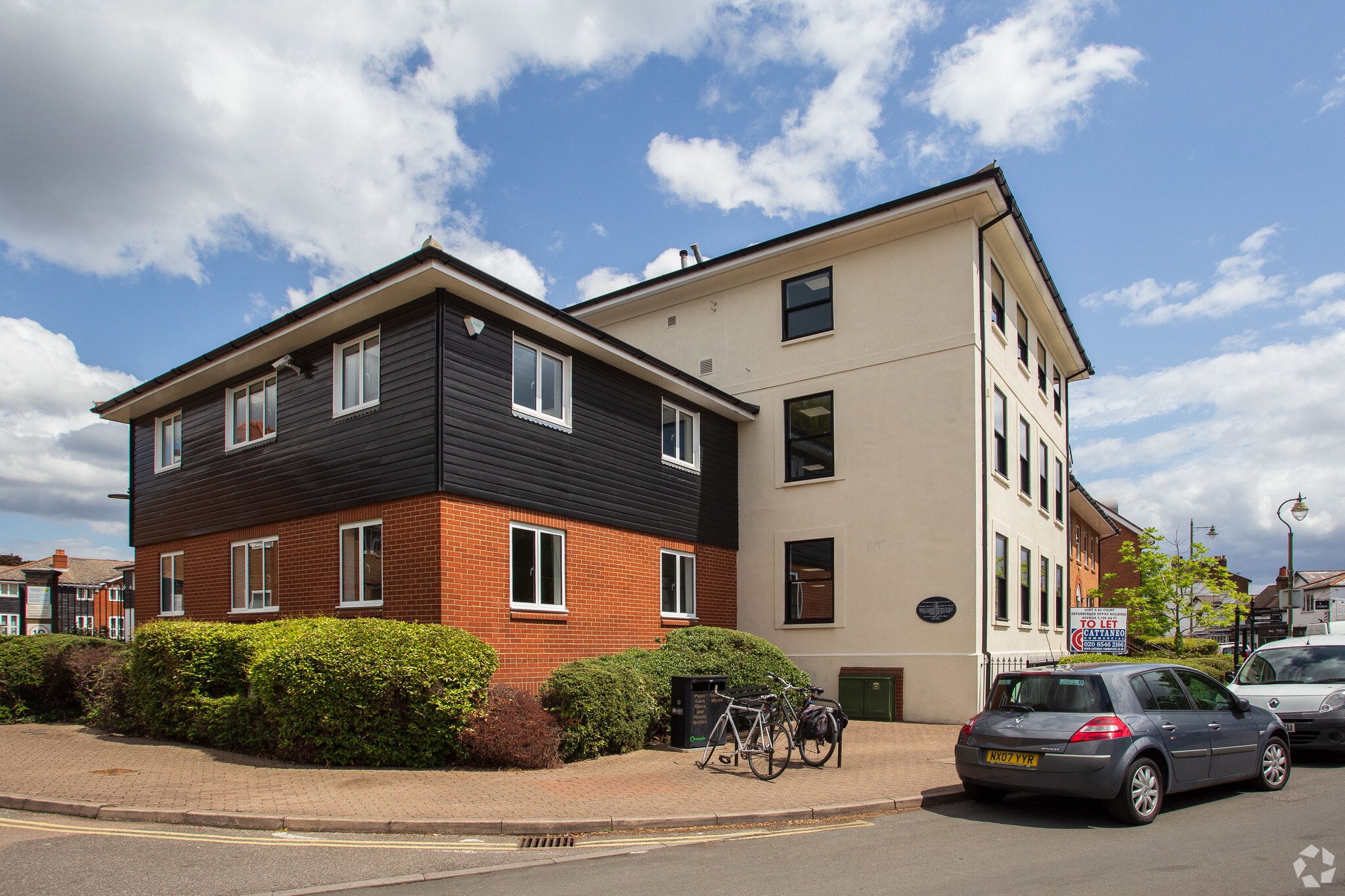 High St, Thames Ditton for sale Primary Photo- Image 1 of 1