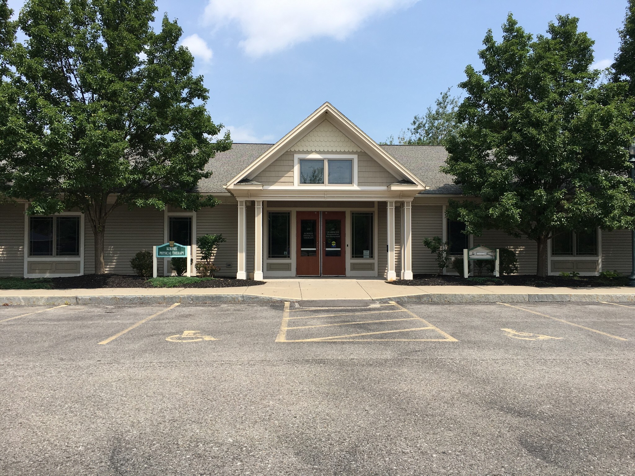 110210 Clifton Springs Professional Park, Clifton Springs, NY 14432