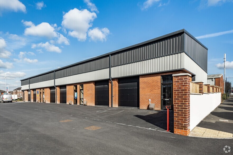 Standish St, Chorley for sale - Primary Photo - Image 1 of 1