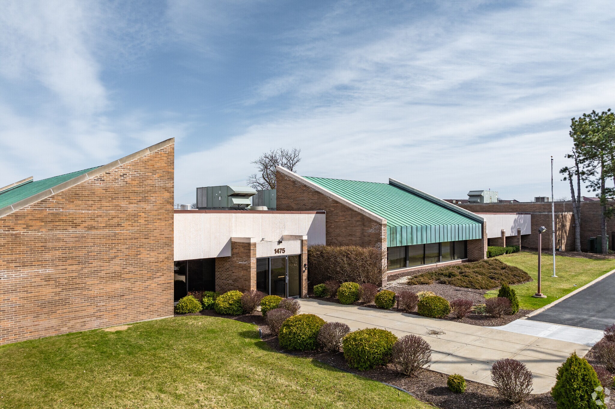 1475 S Wheeling Rd, Wheeling, IL for sale Primary Photo- Image 1 of 1