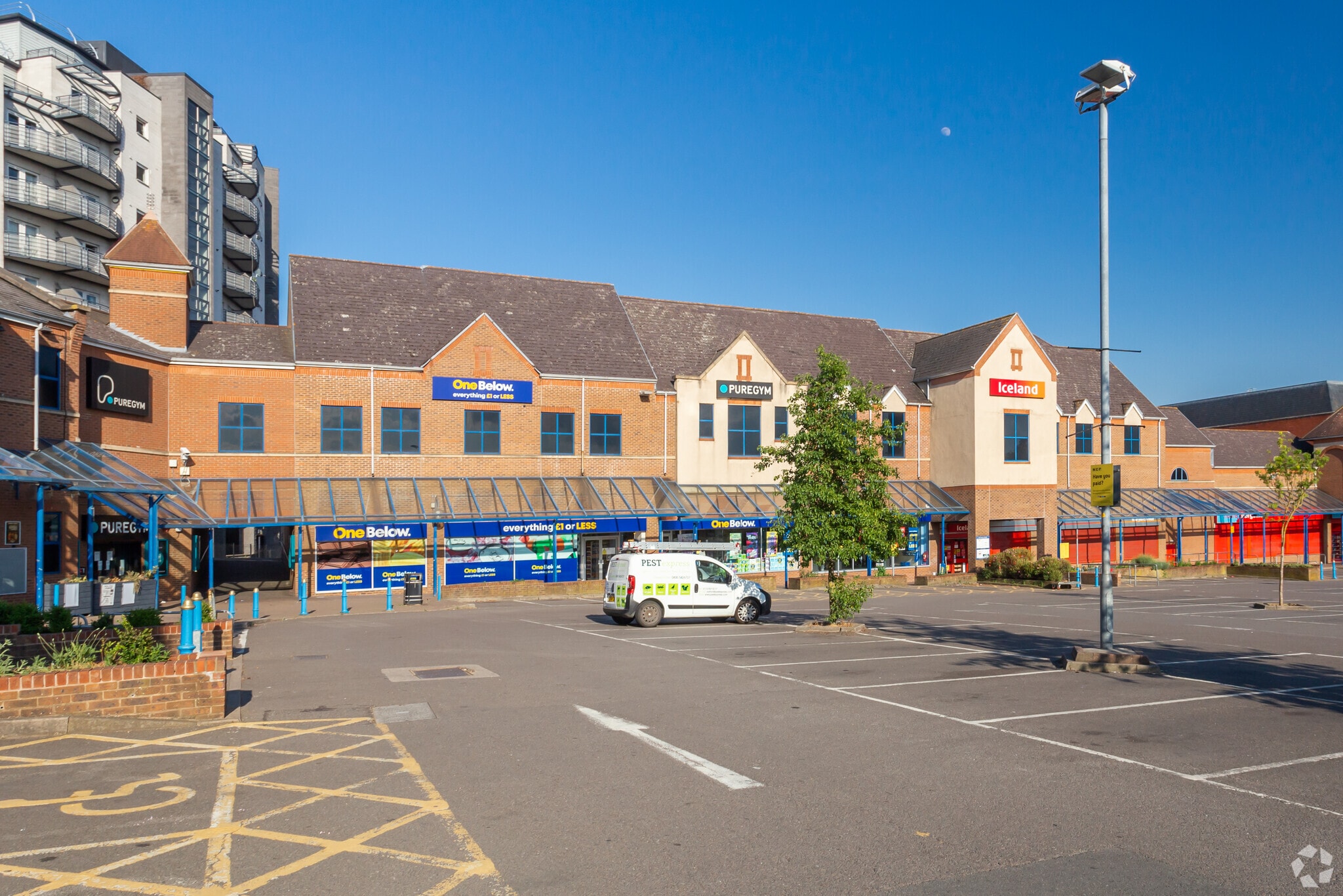 11-14 St. Peters Sq, Northampton for sale Primary Photo- Image 1 of 1