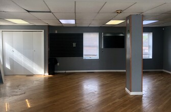 101 Main St, Port Jefferson, NY for lease Interior Photo- Image 1 of 9