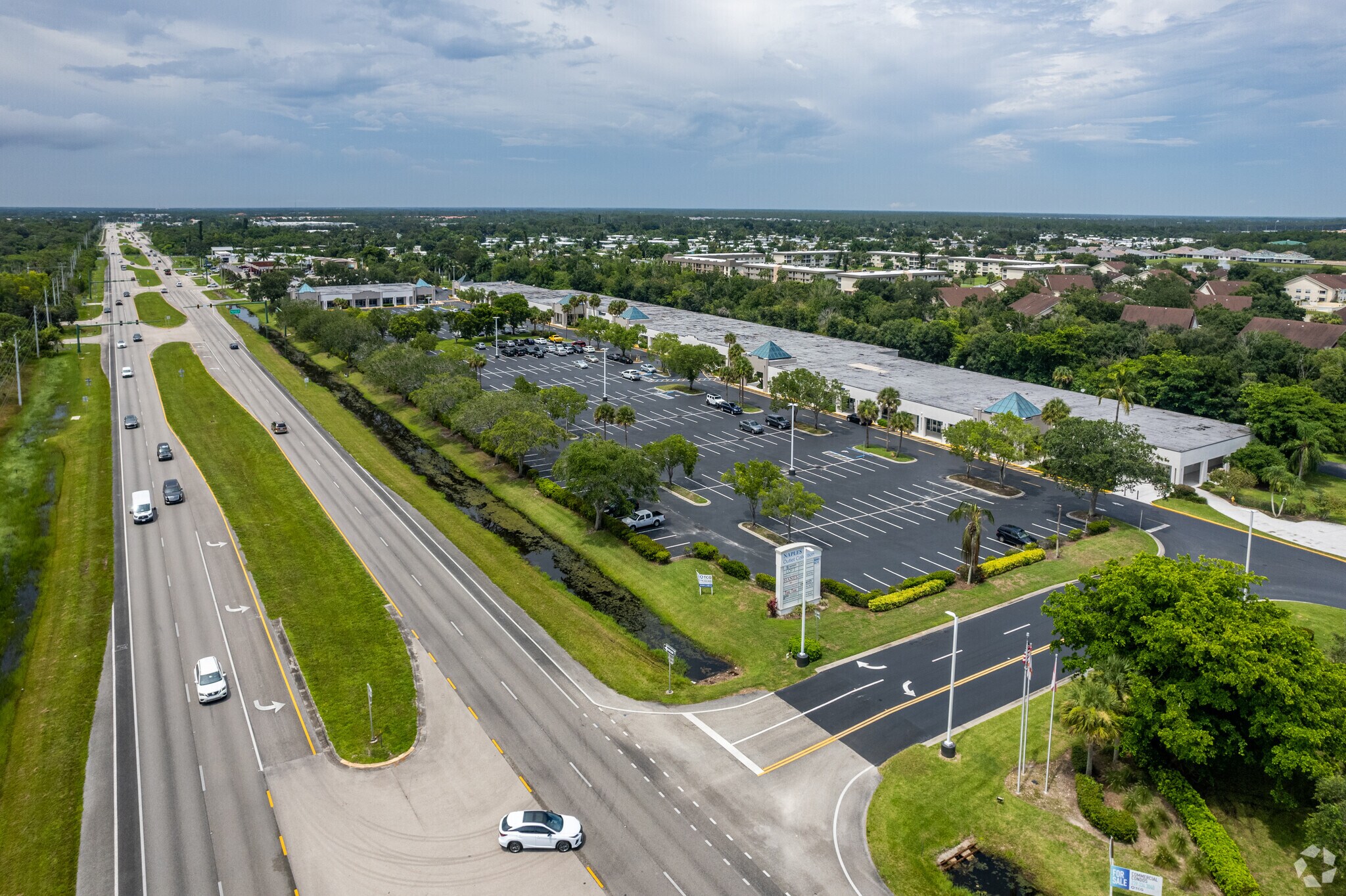 6060 Collier Blvd, Naples, FL 34114 Naples Coastal Shoppes Building 2