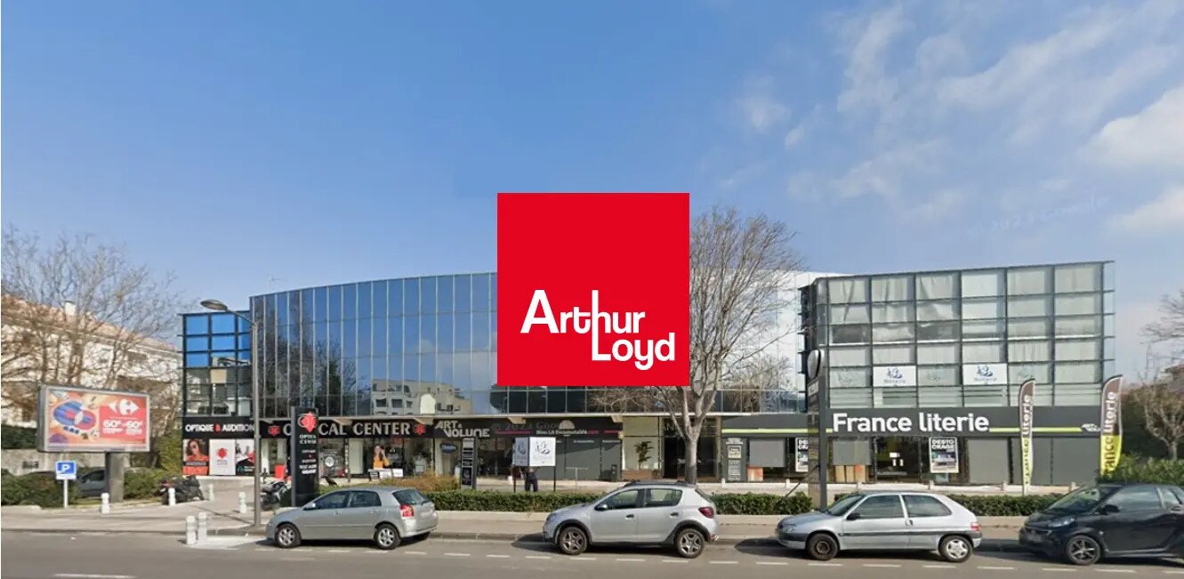 Office in Marseille for lease Building Photo- Image 1 of 7