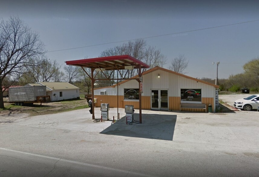 101 Shawnee Ave, Cromwell, OK 74837