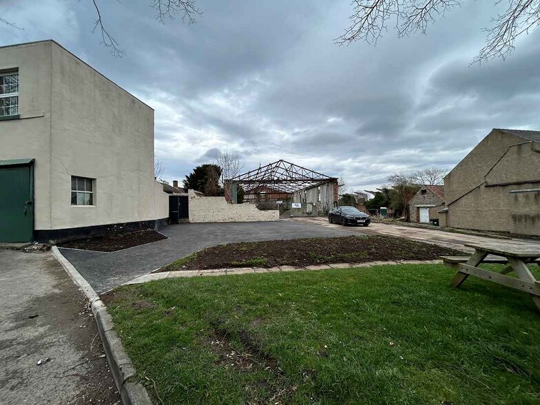 Silver St, Richmond for sale - Building Photo - Image 3 of 7