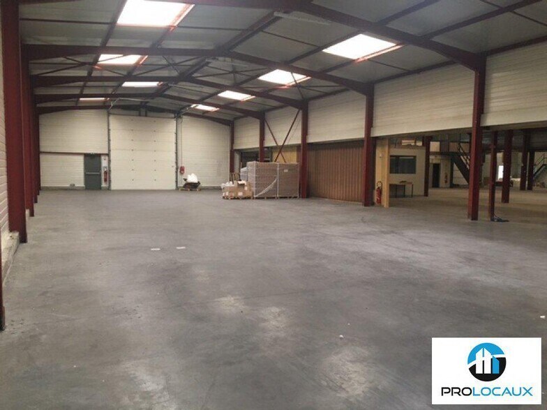 Industrial in Campigny for sale - Interior Photo - Image 3 of 3