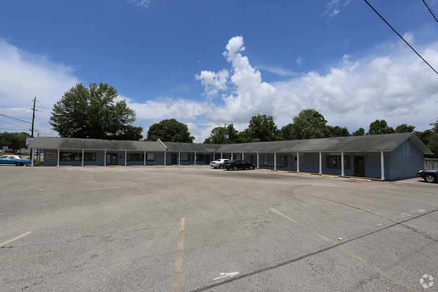 1900 Pass Rd, Gulfport, MS 39501 | LoopNet