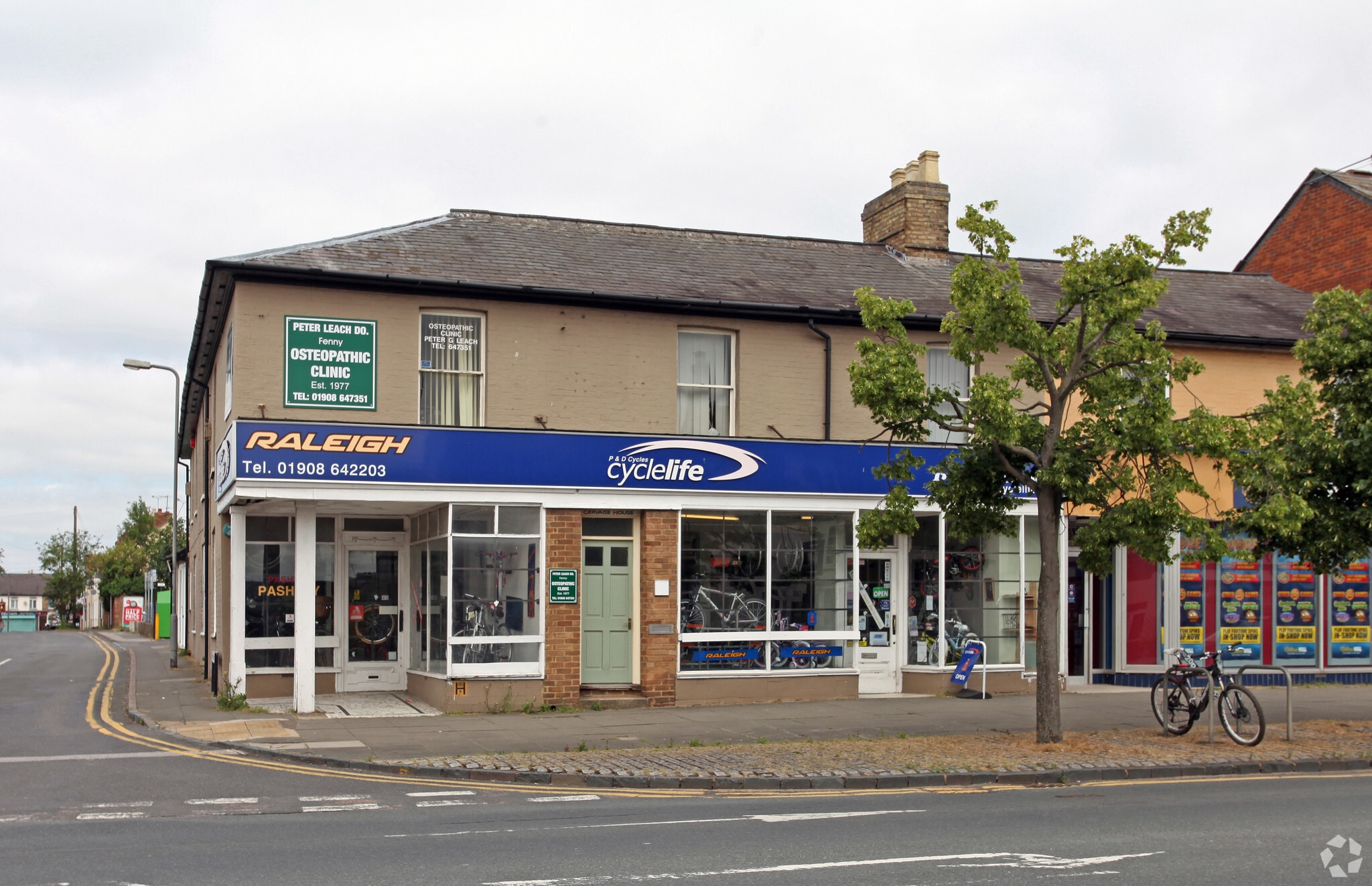 35 Aylesbury St, Milton Keynes for sale Primary Photo- Image 1 of 1