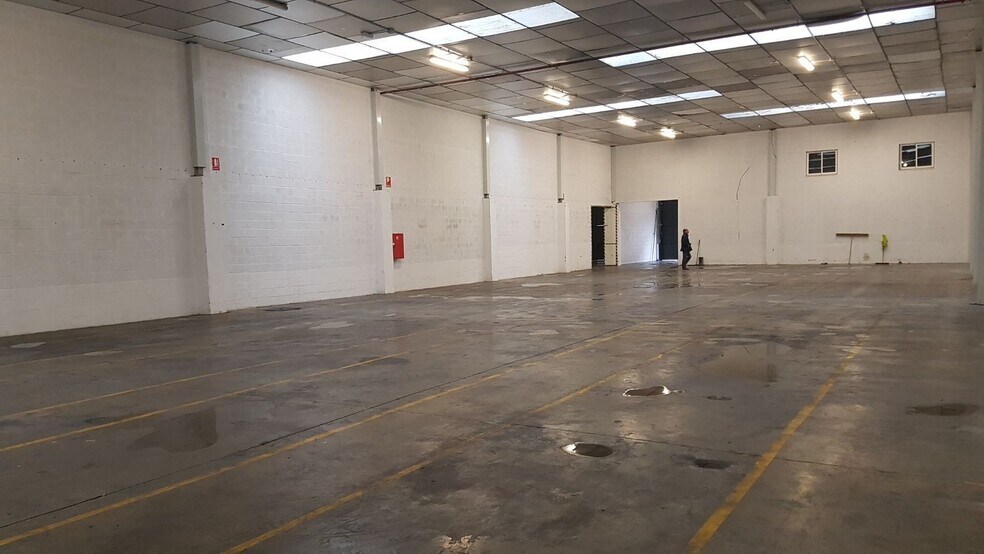 Industrial in SEVILLA for lease - Building Photo - Image 3 of 9