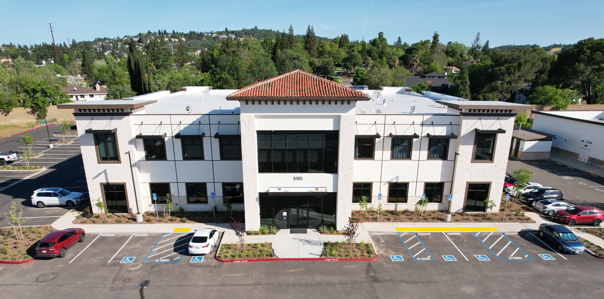 8105 Saratoga Way, El Dorado Hills, CA for lease Building Photo- Image 1 of 18