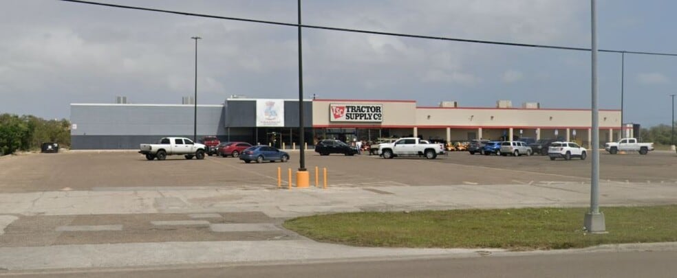 1920 Wheeler Ave, Aransas Pass, TX for lease - Building Photo - Image 2 of 4