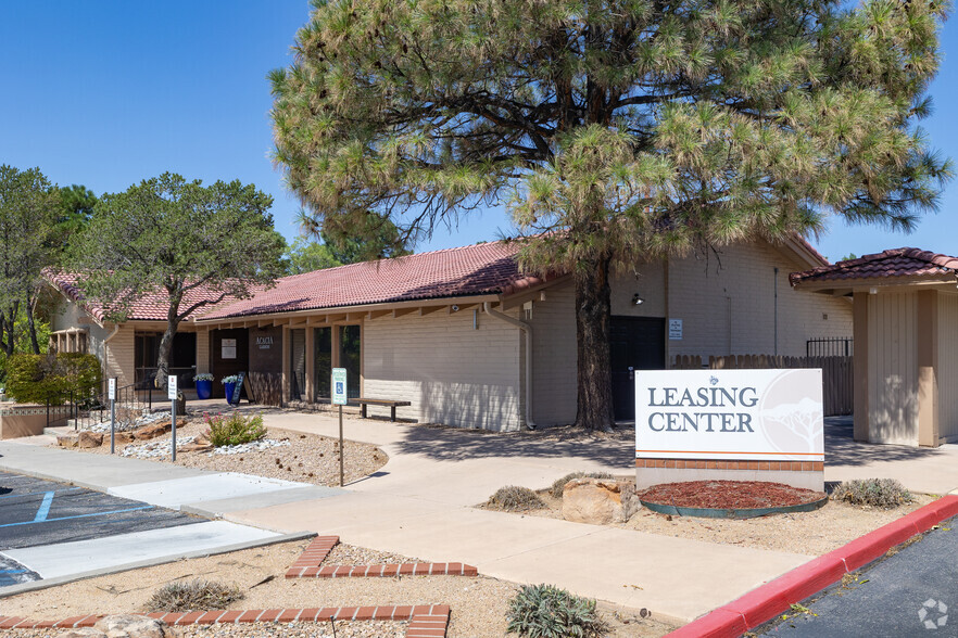 8401 Spain Rd NE, Albuquerque, NM for sale - Primary Photo - Image 1 of 1