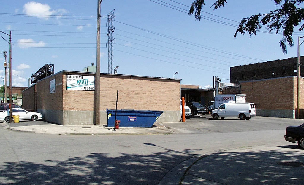 2150 W Carroll Ave, Chicago, IL for lease Primary Photo- Image 1 of 11