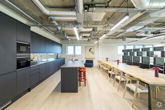 42 Gloucester Ave, London for lease Interior Photo- Image 2 of 14