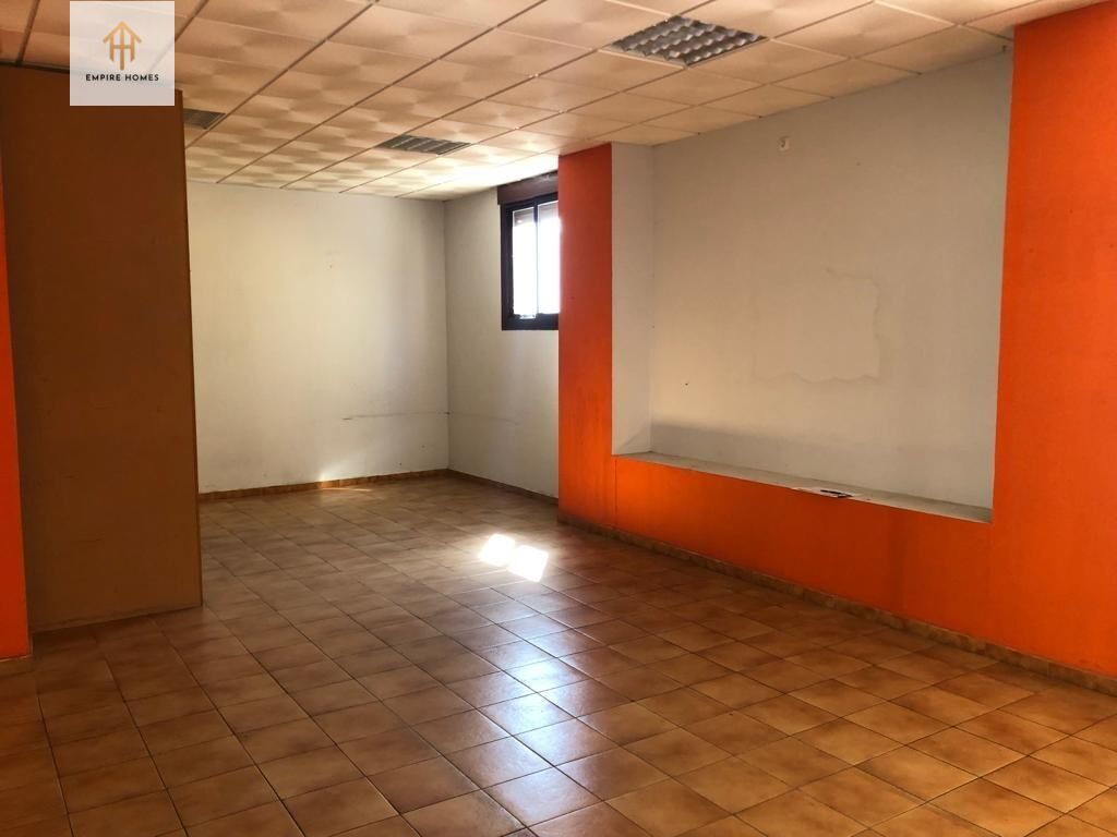 Cáceres, CAC 10001 - - - Interior Photo - Image 2 of 3