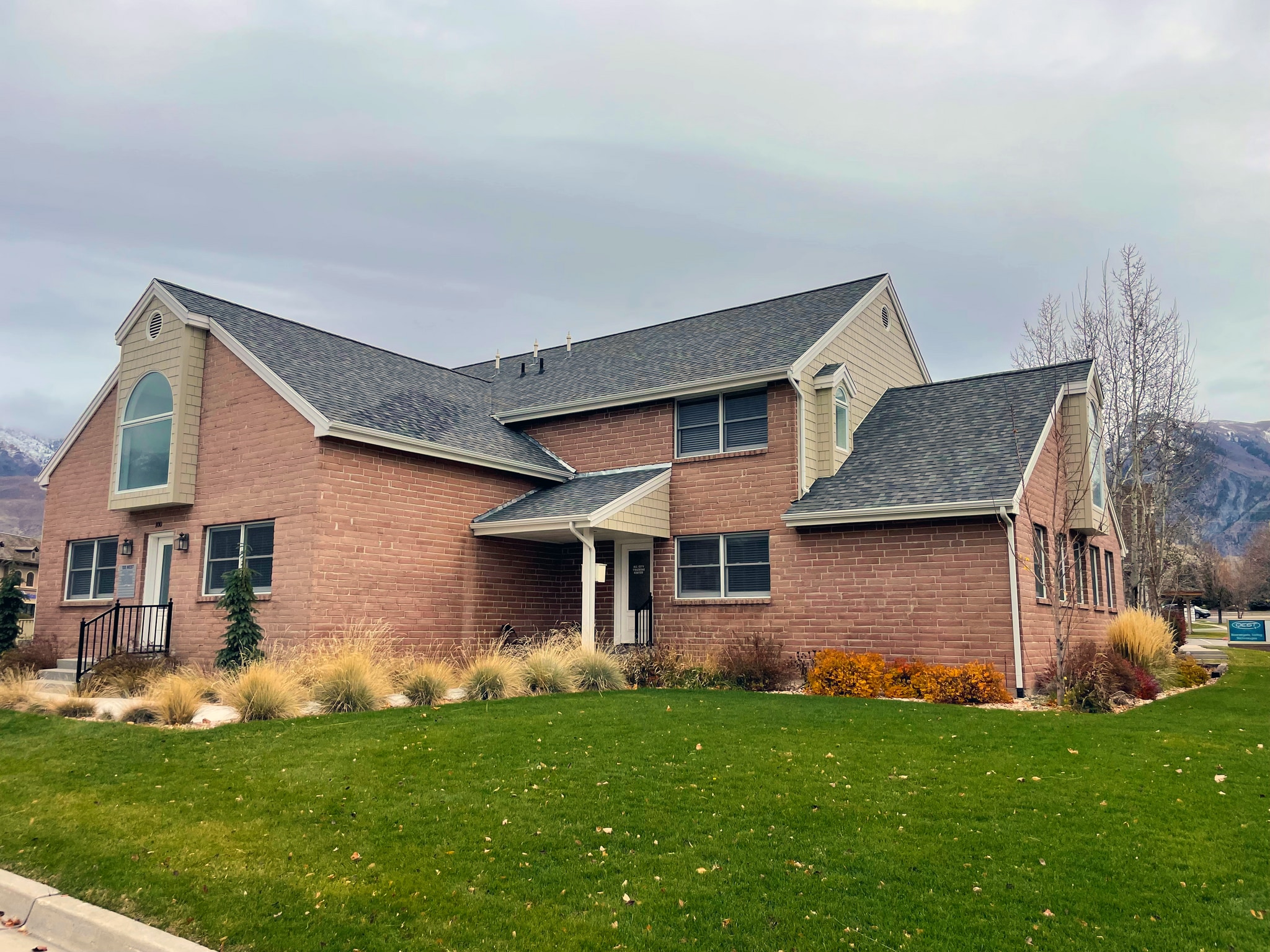 100 W Canyon Crest Rd, Alpine, UT for sale Building Photo- Image 1 of 1