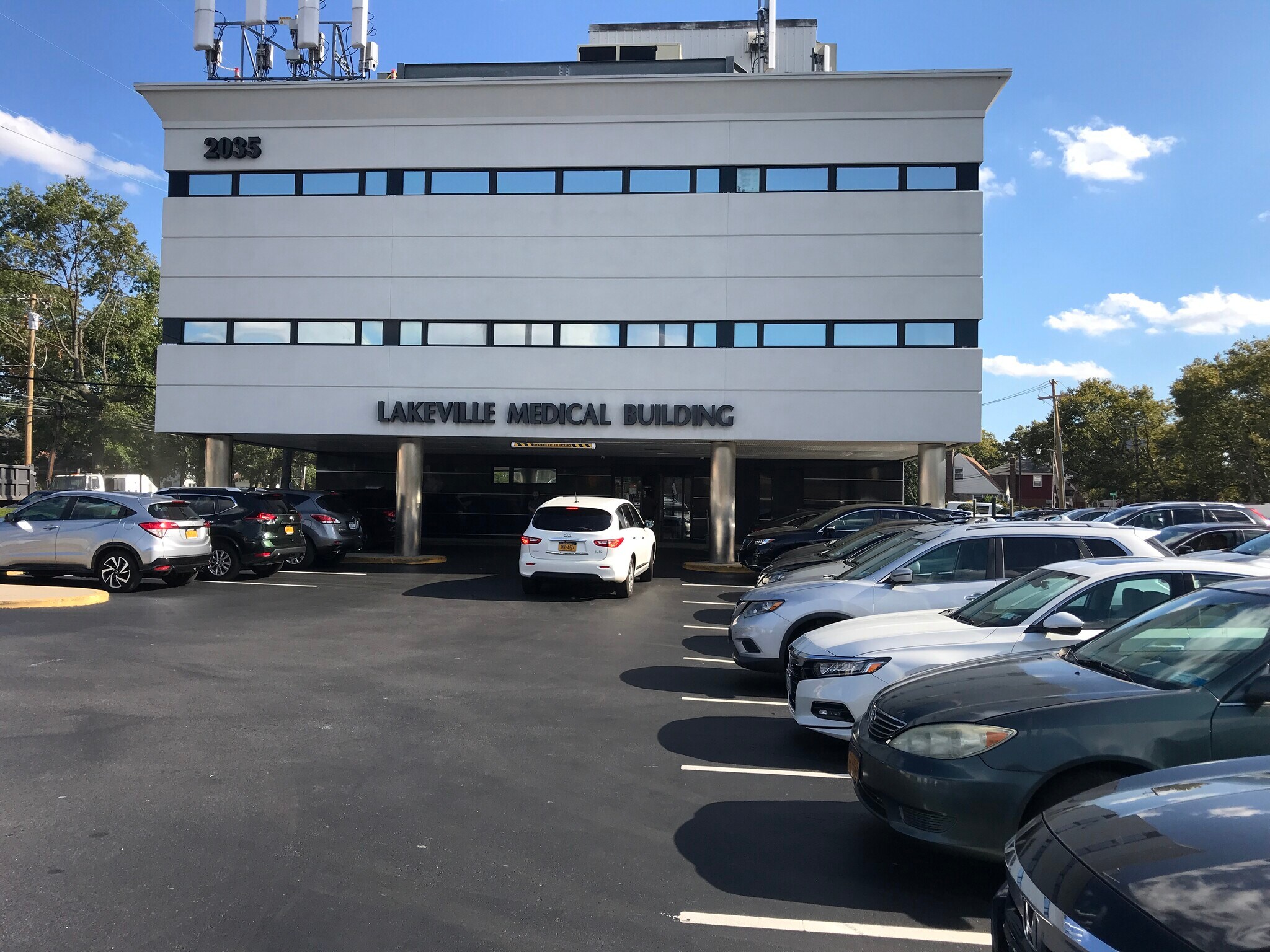 2035 Lakeville Rd, New Hyde Park, NY 11040 Medical for Lease