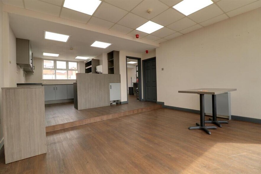 173 Wolverhampton Rd, Walsall for lease - Building Photo - Image 2 of 11