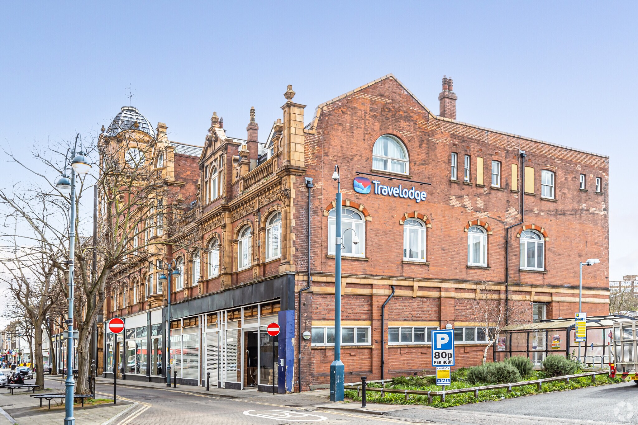 131 Powis St, London for sale Primary Photo- Image 1 of 1