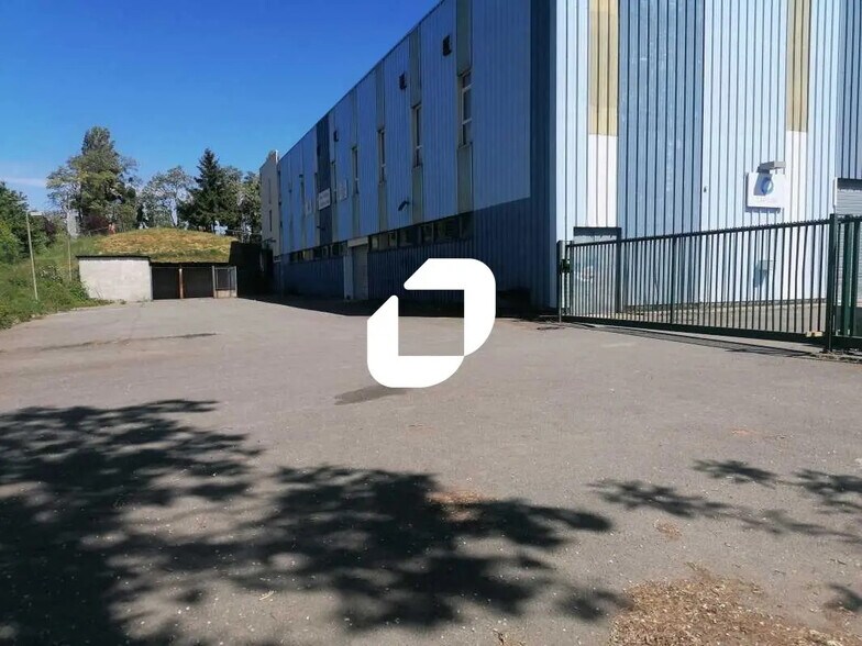 Flex in Chilly-Mazarin for lease - Building Photo - Image 2 of 6