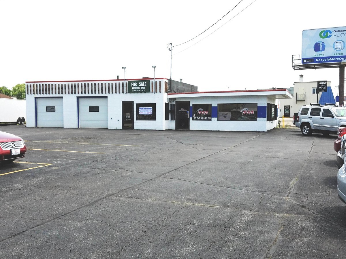 1410 W Wisconsin Ave, Appleton, WI, 54914 Auto