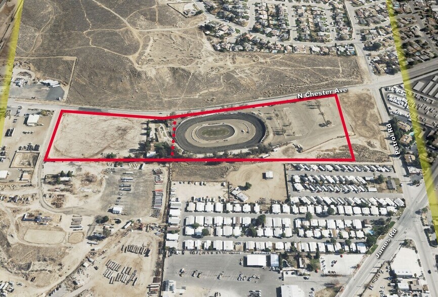 5001 N Chester Ave, Bakersfield, CA for sale - Aerial - Image 3 of 19