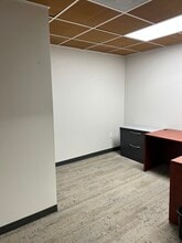 1508 Nw Vivion Rd, Kansas City, MO for lease Building Photo- Image 1 of 2