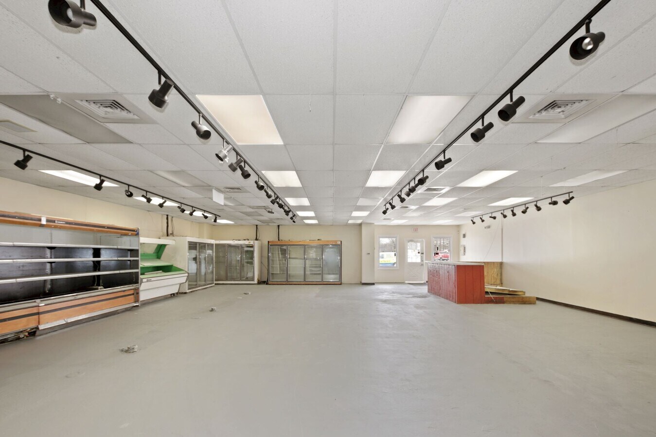 1370 S Main Rd, Vineland, NJ 08360