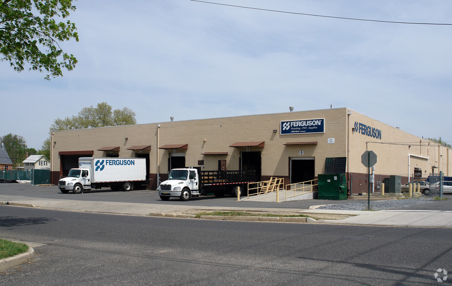 301 N 4th St, Vineland, NJ for lease - Building Photo - Image 2 of 9