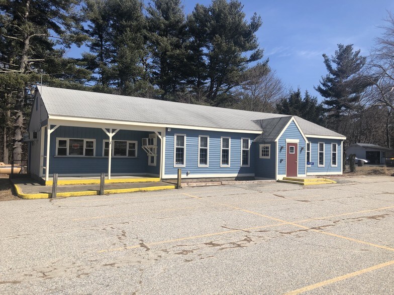 1180 S Main St, Pascoag, RI 02859