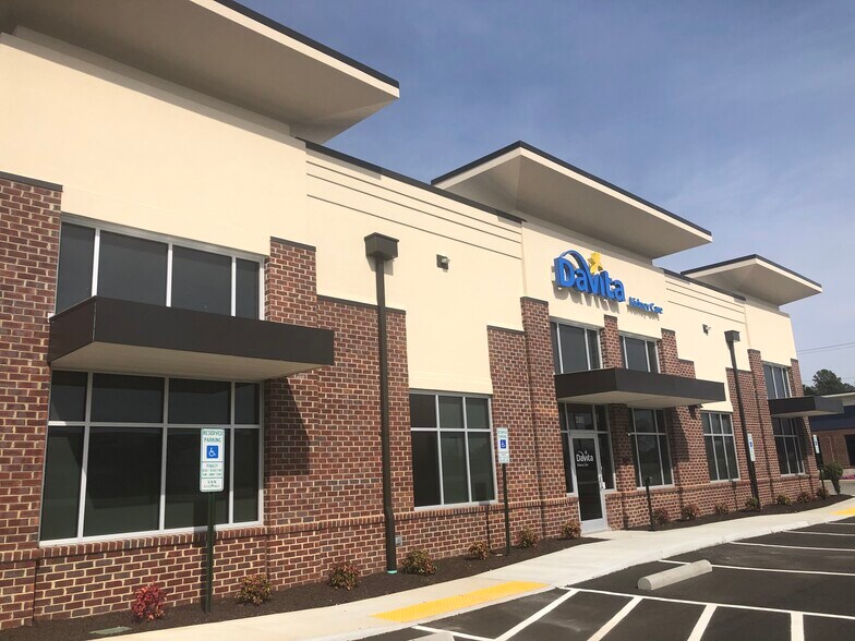 4650 Puddledock Rd, Prince George, VA for sale - Building Photo - Image 1 of 1