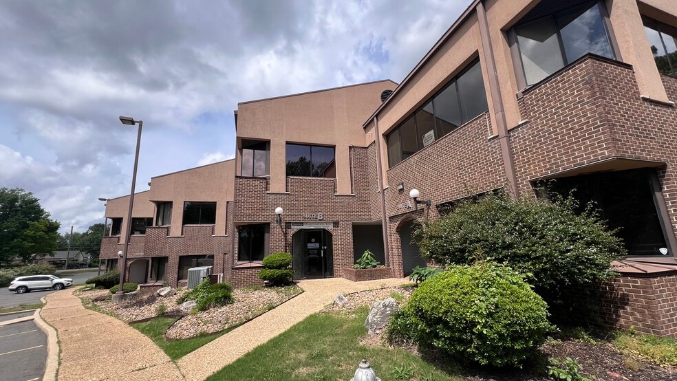 106 Ridgeway St, Hot Springs National Park, AR for lease - Building Photo - Image 3 of 18