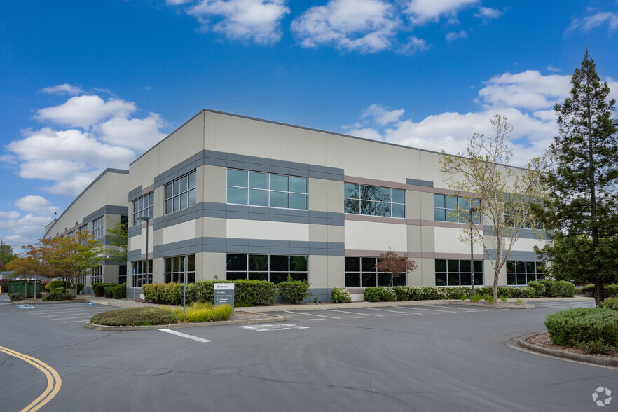 3850 Brickway Blvd, Santa Rosa, CA for lease - Building Photo - Image 2 of 8