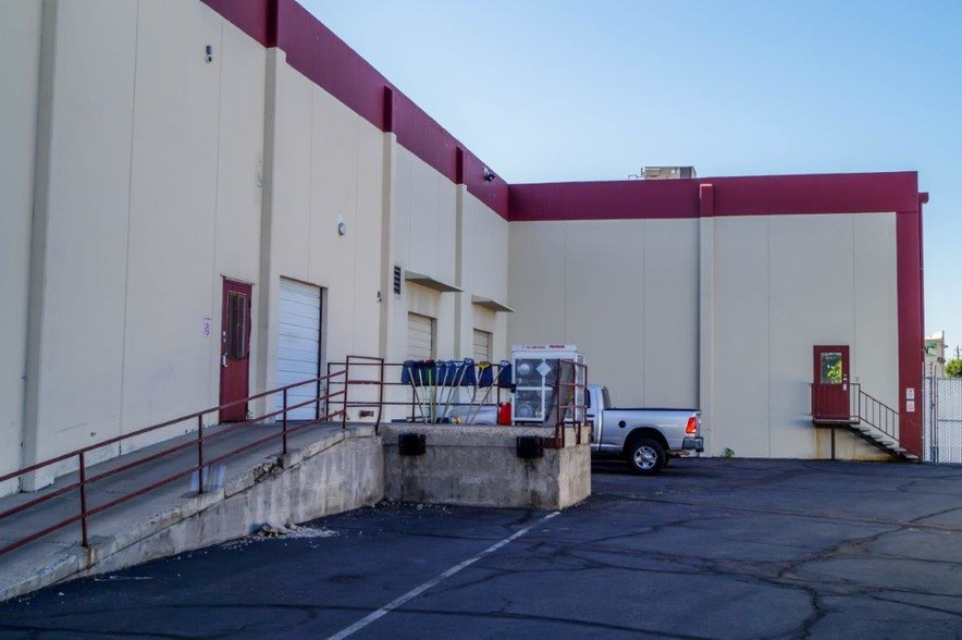 1195 Greg St, Sparks, NV for lease - Building Photo - Image 2 of 12