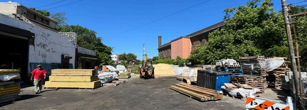 820 S 53rd St, Philadelphia, PA for lease - Building Photo - Image 3 of 5