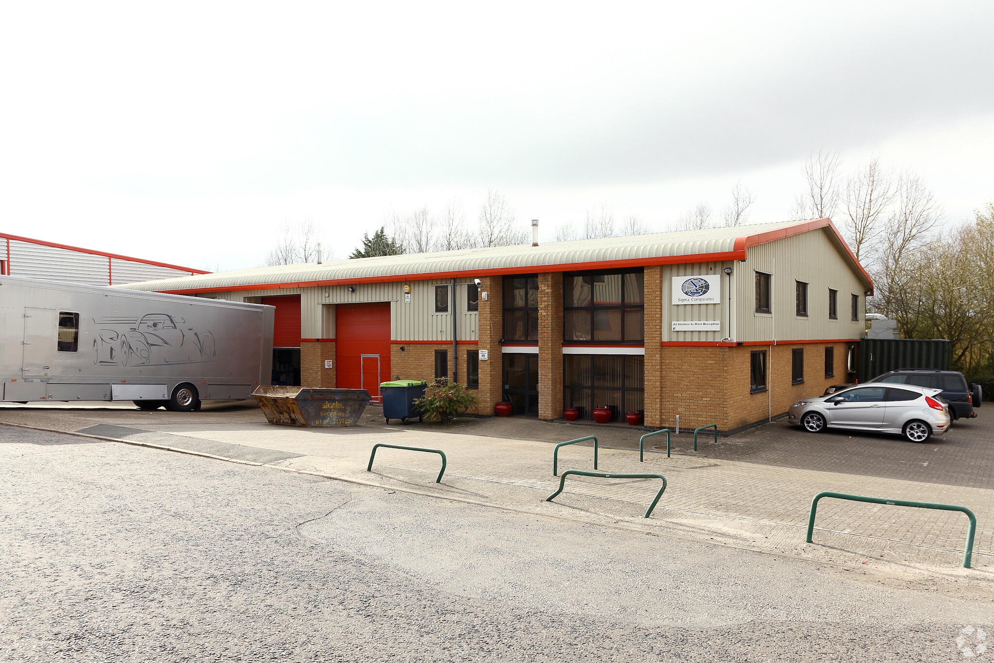 Top Angel, Buckingham for sale Primary Photo- Image 1 of 1