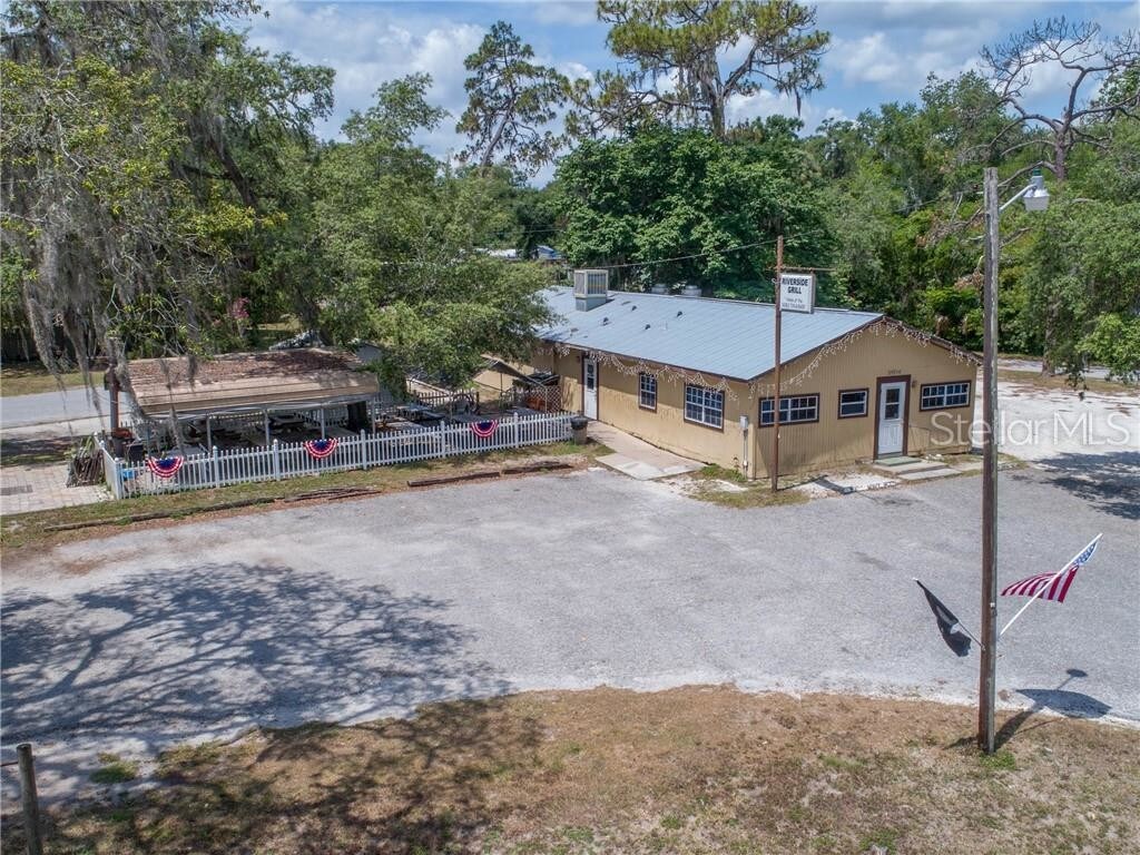 29250 Lake Lindsey Rd, Nobleton, FL 34661