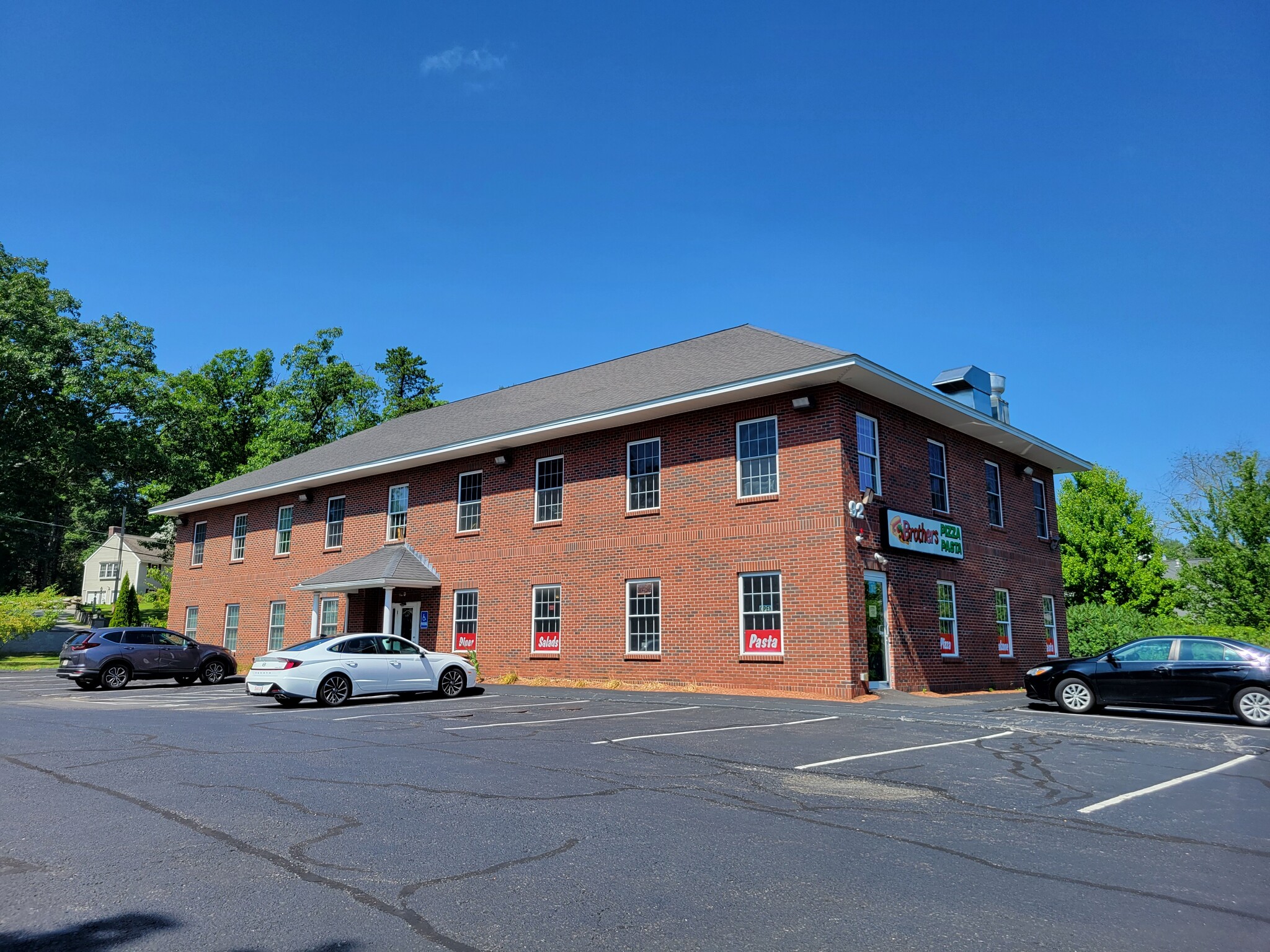 92 Middlesex Rd, Tyngsboro, MA for sale Building Photo- Image 1 of 1