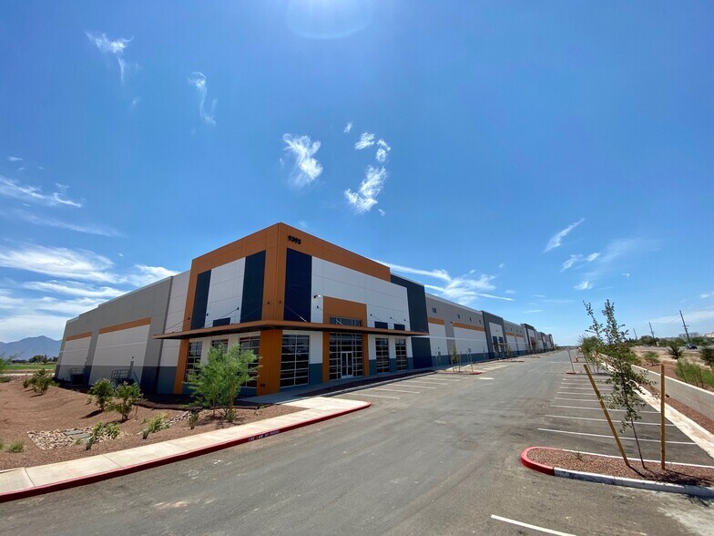 9393 W Buckeye Rd, Tolleson, AZ for lease - Building Photo - Image 3 of 19