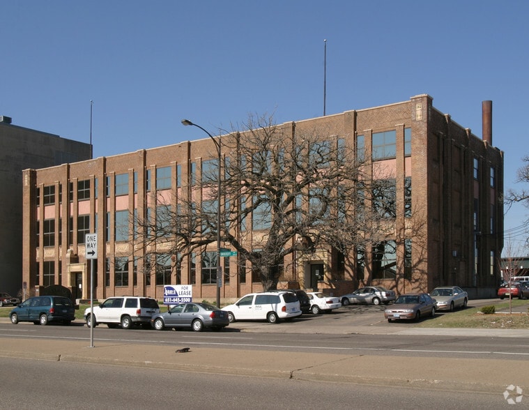 1885 W University Ave, Saint Paul, MN for sale - Building Photo - Image 1 of 1