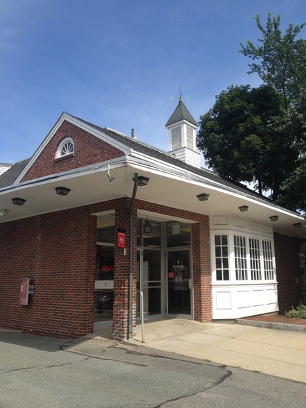 30 Main St, Topsfield, MA for lease - Building Photo - Image 2 of 19