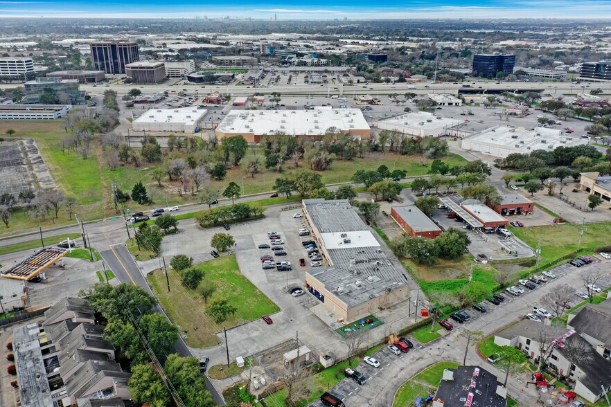 7306 W Tidwell Rd, Houston, TX 77040 West Tidwell Plaza